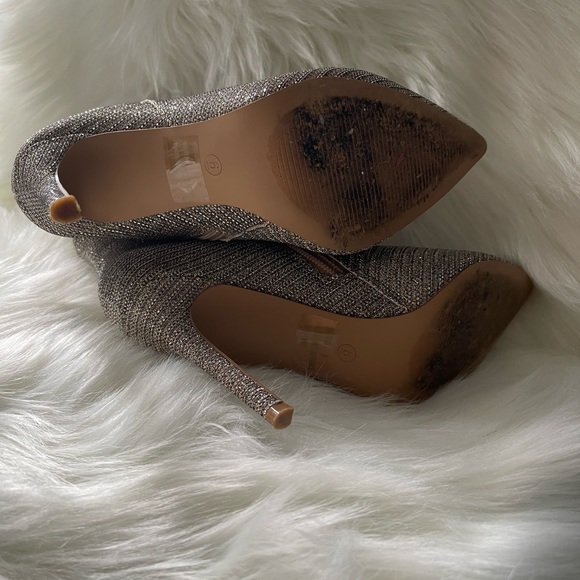 Multi colored Sangria boots. Worn once and comes with box. - Picture 4 of 5